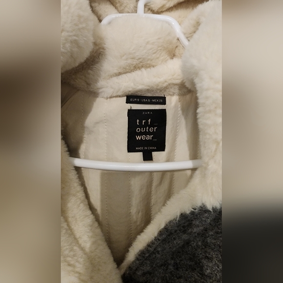 ZARA cozy gray coat - Picture 2 of 6